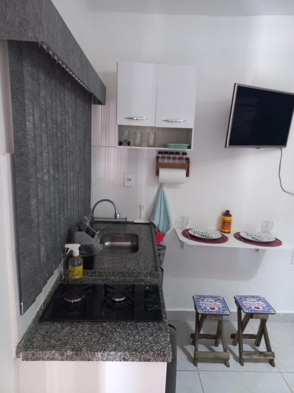 Confortavel Em * Cabo Frio